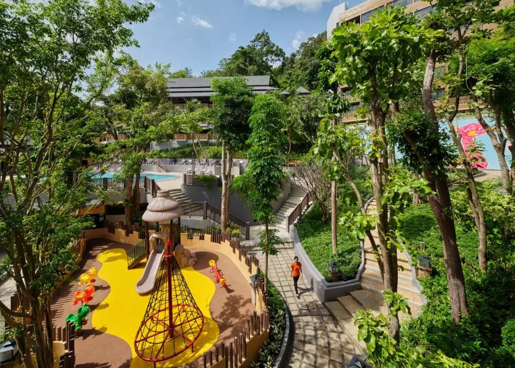 Holiday Inn Resort Krabi Ao Nang Beach